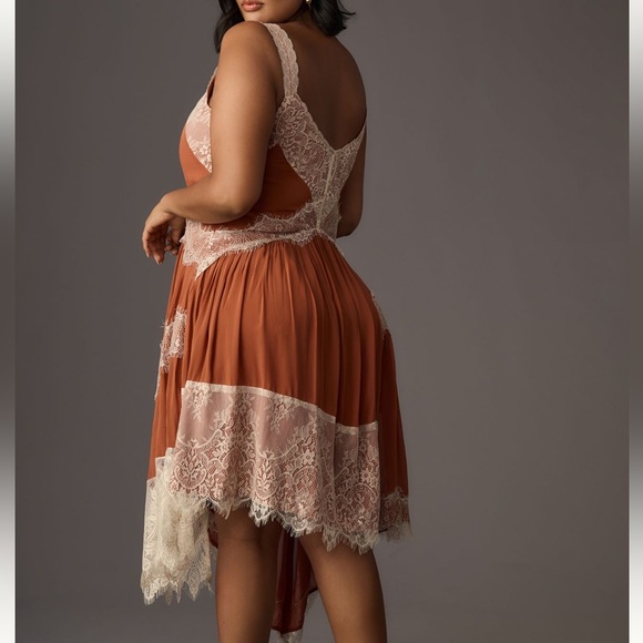 Anthropologie lace trim asymmetrical midi dress - Picture 4 of 8